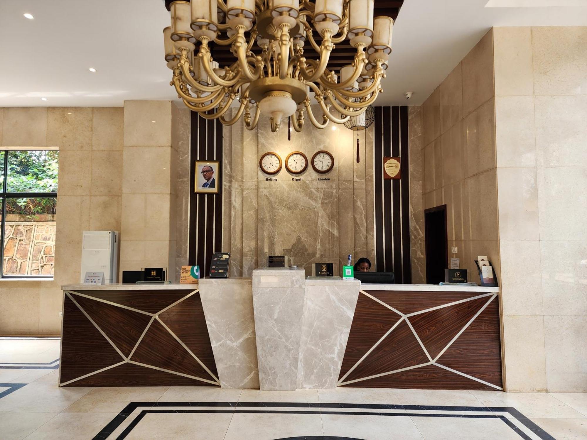 Dmall Hotel Kigali Ngoại thất bức ảnh