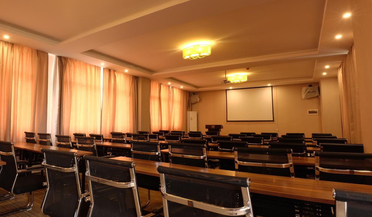 Dmall Hotel Kigali Ngoại thất bức ảnh